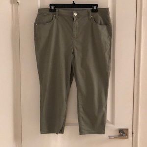 Chico’s slim leg crop pants